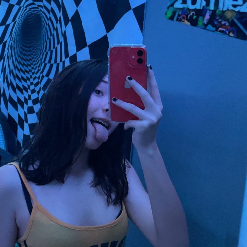 Meet your Posher, Hannah